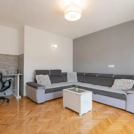 Tone, Makarska - Villa