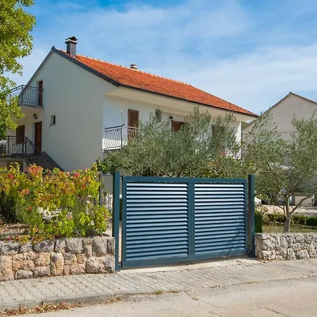 Tone, Makarska - Villa *