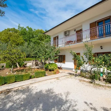 Tone, Makarska - Villa *