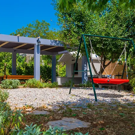 Tone, Makarska -