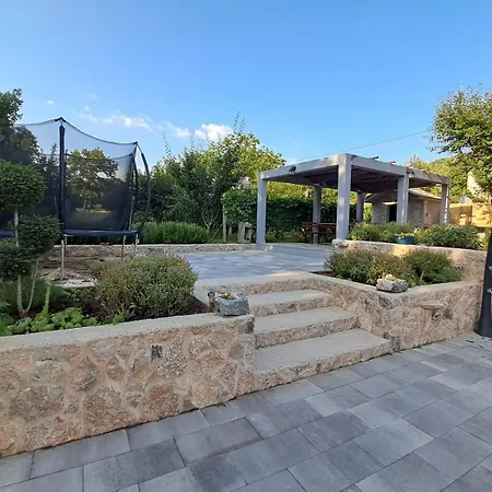 Tone, Makarska - Villa Drum